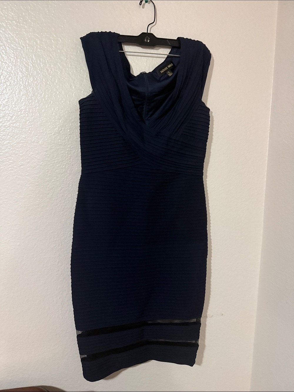 Tadashi Shoji Navy Sleeveless Draped Sheath with Sheer Stripe Detail Sz S - Picture 3 of 8